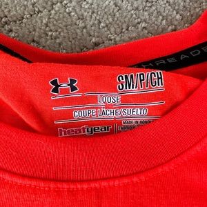 Orange Under Armour s/s top small